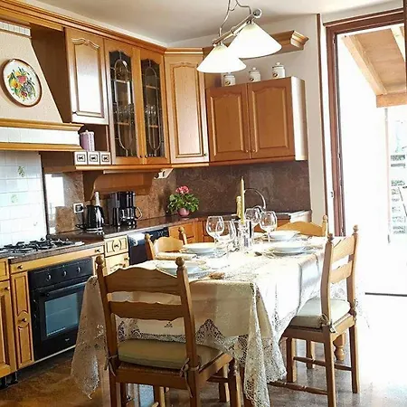 Di Holiday home Lezzeno