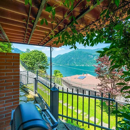 Holiday home Di Lezzeno