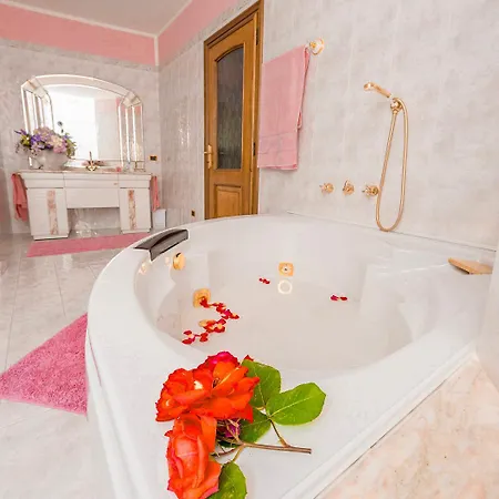 Di Holiday home Lezzeno