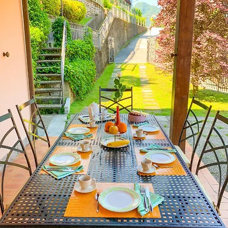 Di Holiday home Lezzeno